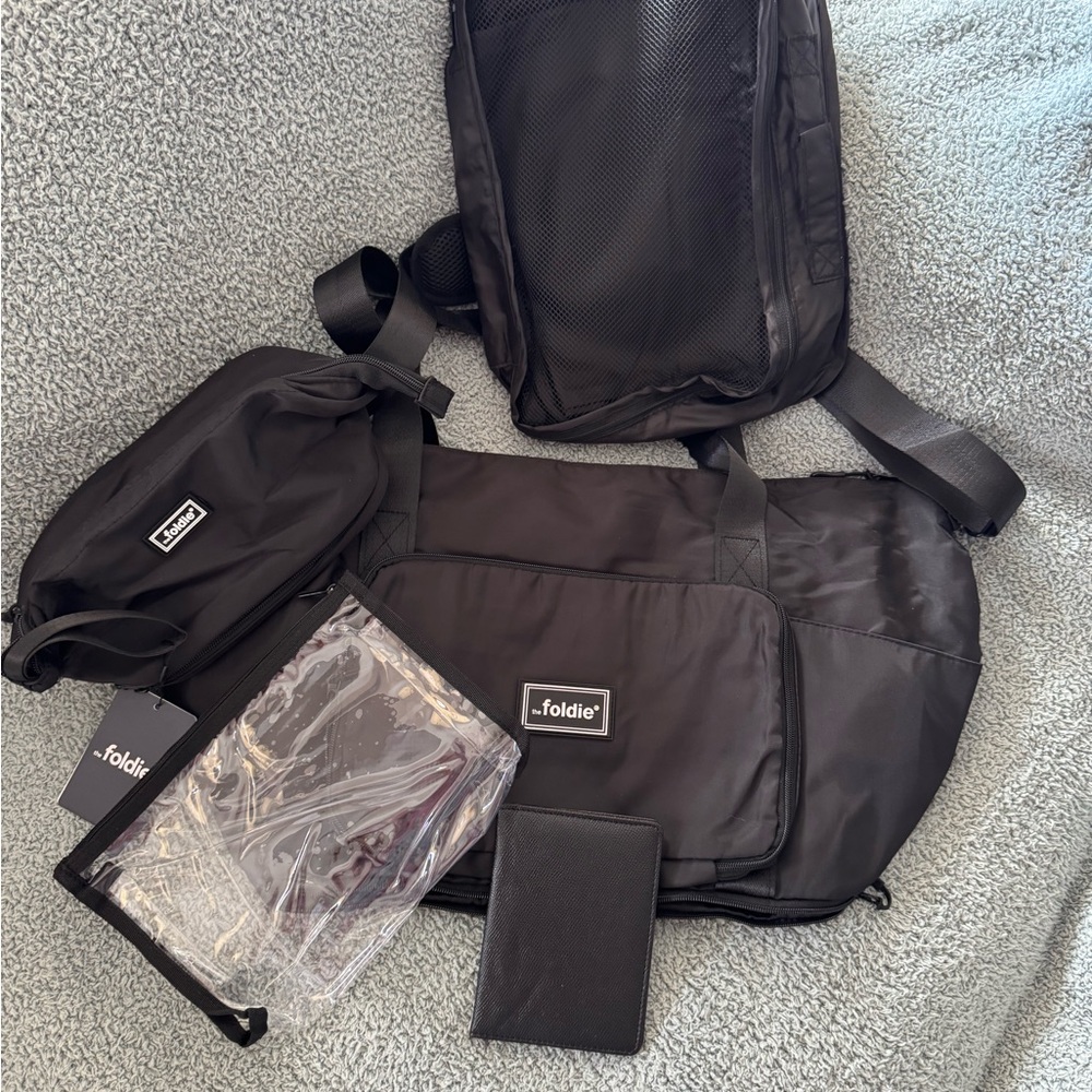 The Foldie travel bundle-BLACK